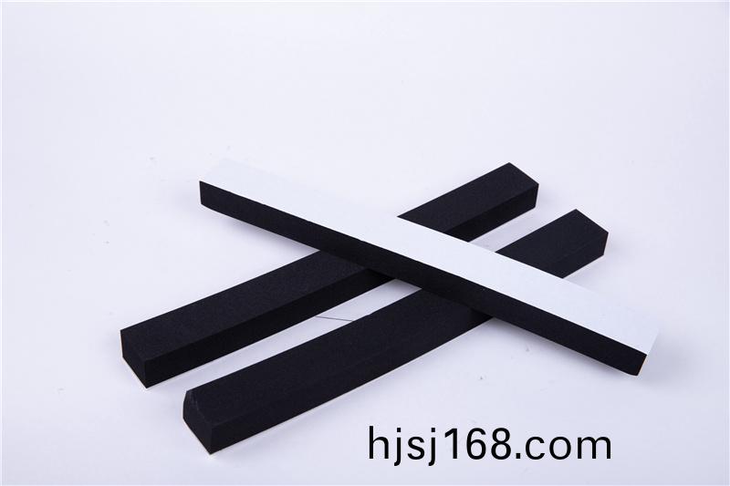 CR減震保溫(wen)條(tiao)